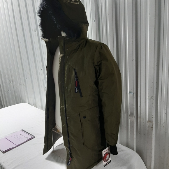 Ladies clothing - Picture 2 of 7